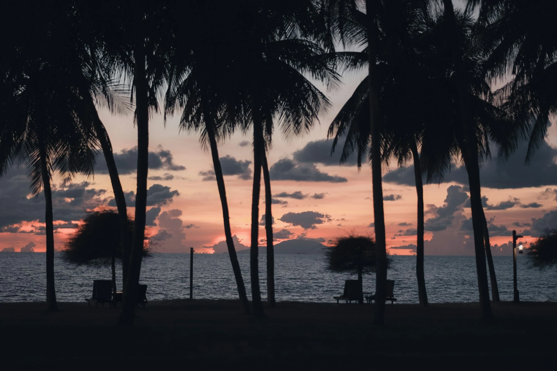 Langkawi ketika cahaya petang berubah.